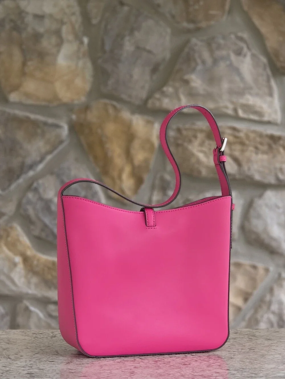Michael Kors Lyra Small Pink Bucket Shoulder Bag - Picture 3 of 9